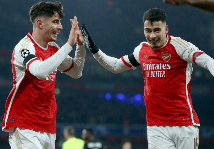Arsenal skriver Champions League-historie med femstjernet præstation i første halvleg
