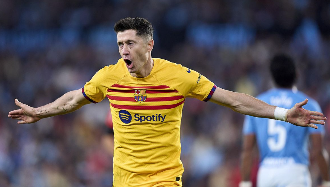 Lewandowskis overtidsscoring redder Barcelona, men der er stadig bekymringer efter smal sejr
